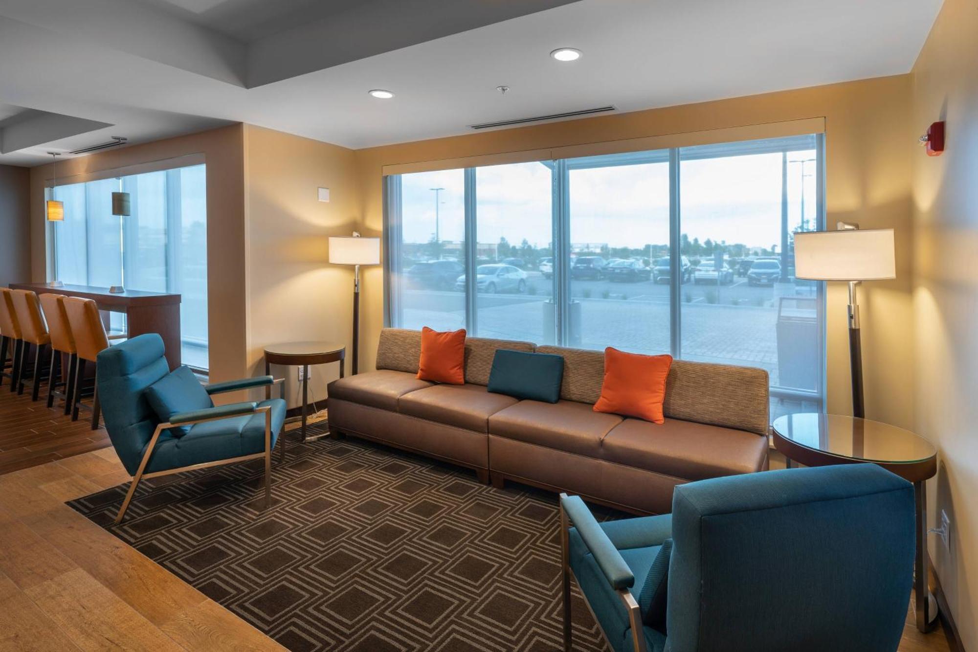 Towneplace Suites By Marriott Milwaukee Oak Creek Exterior foto
